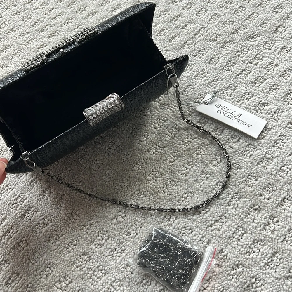 Black clutch purse with chain - Picture 5 of 7